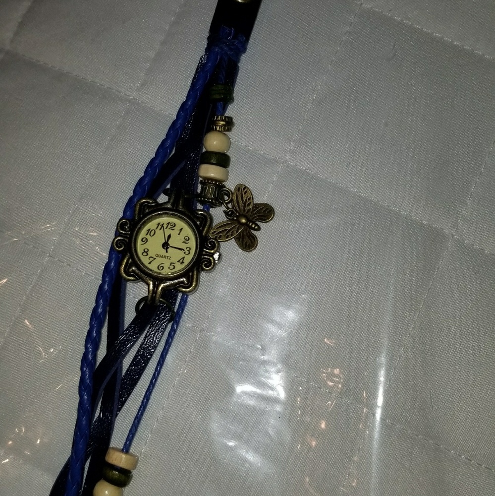Nice Watch - Picture 2 of 4